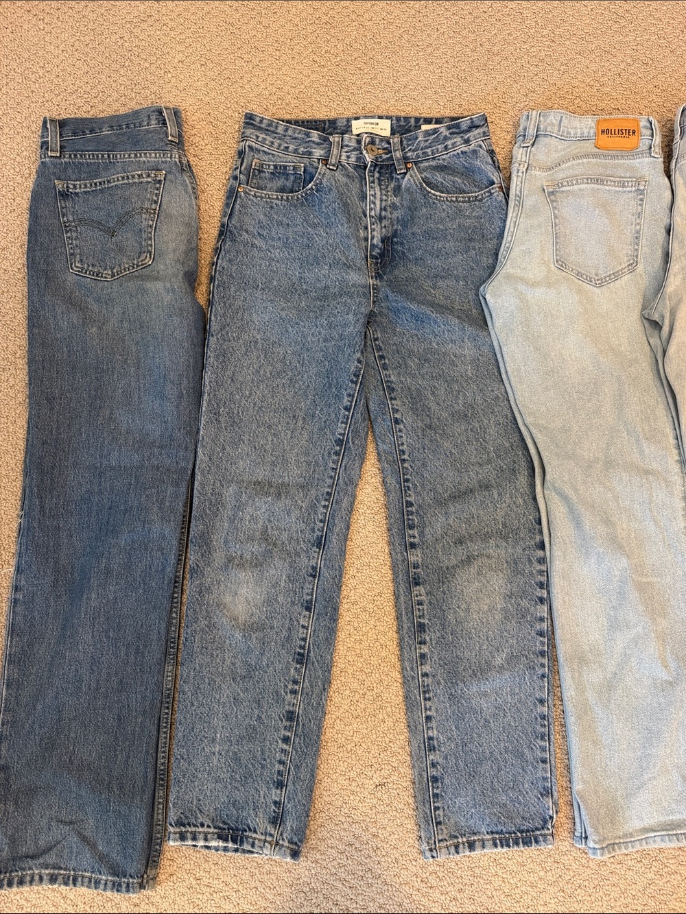 Women's Jeans Bundle - Levi’s, Cotton:On, Hollister, Banana Republic - Picture 7 of 16